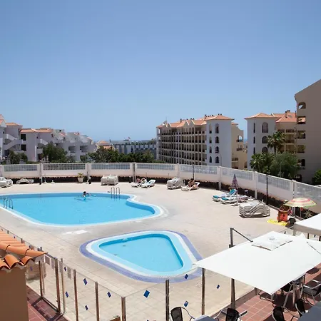 Panoramic Ocean View, Heated Pool شقة